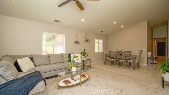 Detail Gallery Image 14 of 28 For 1133 Avenida Del Rio, San Jacinto,  CA 92582 - 3 Beds | 2 Baths