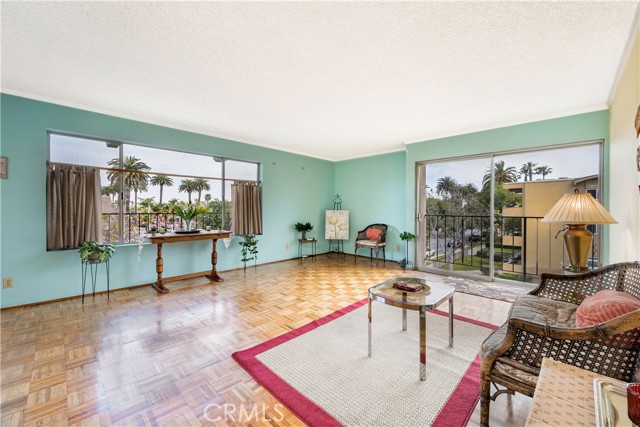 191 Kennebec Avenue, Long Beach CA: https://media.crmls.org/medias/546749ec-ff24-4a47-9bda-dde7a83e1dec.jpg