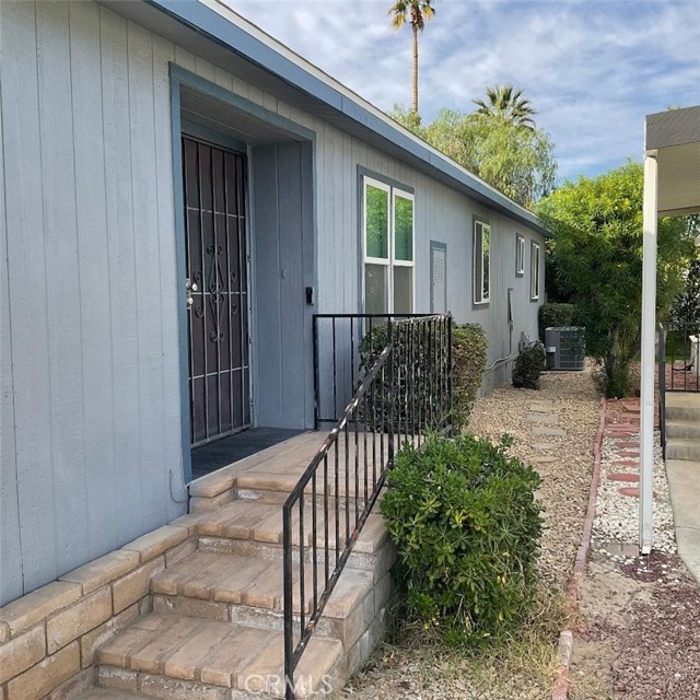 Detail Gallery Image 3 of 61 For 1213 via Yolo, Cathedral City,  CA 92234 - 2 Beds | 2 Baths