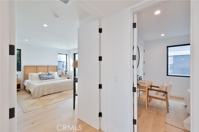 Detail Gallery Image 31 of 54 For 707 2nd St, Hermosa Beach,  CA 90254 - 4 Beds | 4/1 Baths