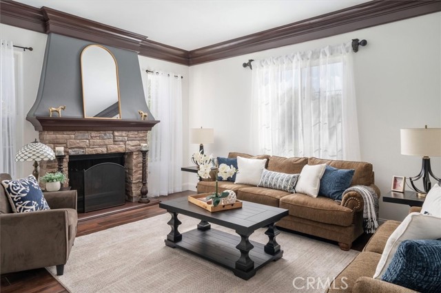 24816 Los Altos Drive, Valencia CA: https://media.crmls.org/medias/54693955-175f-472f-ae66-cf4d61107838.jpg