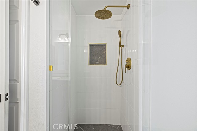 28777 Kathleen Avenue, Saugus CA: https://media.crmls.org/medias/54694954-e695-43a2-8720-cbc874174b8d.jpg