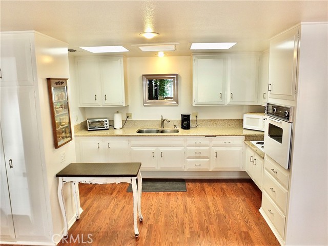 Detail Gallery Image 18 of 35 For 1560 Interlachen Rd 66i,  Seal Beach,  CA 90740 - 2 Beds | 1 Baths