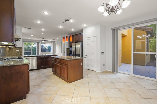 Detail Gallery Image 7 of 64 For 7036 Sausalito, West Hills,  CA 91307 - 5 Beds | 3 Baths