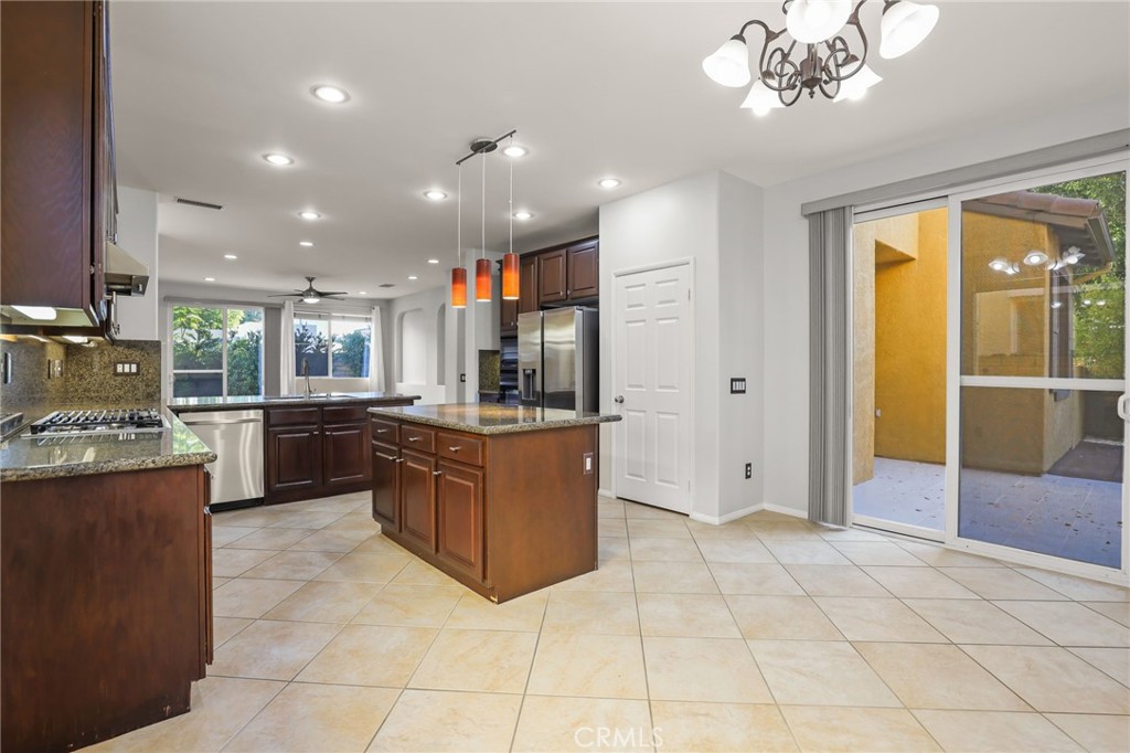 MLS #SR25263348 image #6