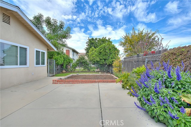 Detail Gallery Image 21 of 24 For 14971 Rolling Ridge Dr, Chino Hills,  CA 91709 - 4 Beds | 2 Baths