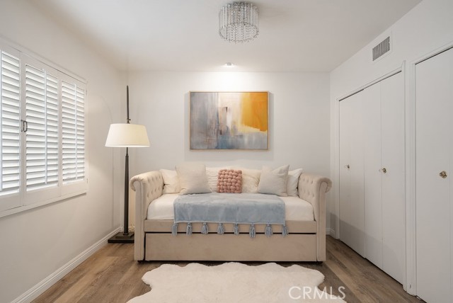 419 N Oakhurst Drive, Beverly Hills CA: https://media.crmls.org/medias/546bde10-a433-4cde-adcf-24c28abde0b3.jpg