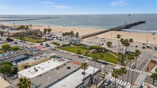 Detail Gallery Image 30 of 32 For 805 Ocean Ave #4,  Seal Beach,  CA 90740 - 3 Beds | 2 Baths