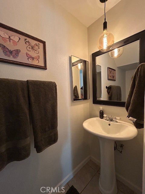 Detail Gallery Image 12 of 30 For 950 W Lambert #4,  La Habra,  CA 90631 - 2 Beds | 1/1 Baths