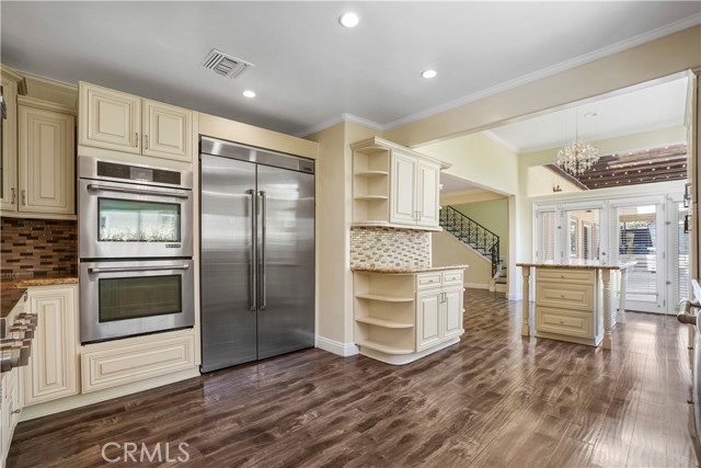 Detail Gallery Image 27 of 59 For 1025 E San Jose Ave, Burbank,  CA 91501 - 6 Beds | 6 Baths
