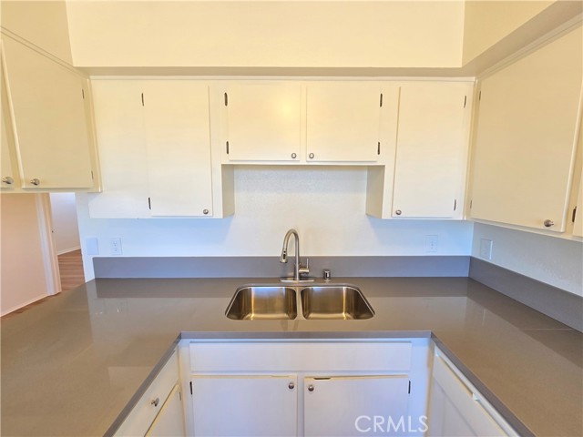 Detail Gallery Image 5 of 15 For 8342 Columbine Ave #D,  California City,  CA 93505 - 2 Beds | 1 Baths