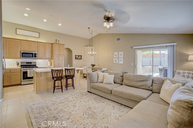 Detail Gallery Image 14 of 30 For 117 Morro, Fallbrook,  CA 92028 - 3 Beds | 2 Baths