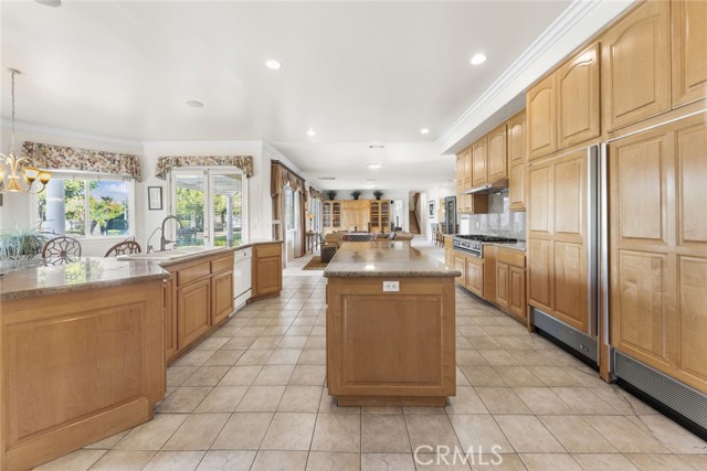 Detail Gallery Image 40 of 74 For 2828 Water Course Dr, Diamond Bar,  CA 91765 - 6 Beds | 6/2 Baths