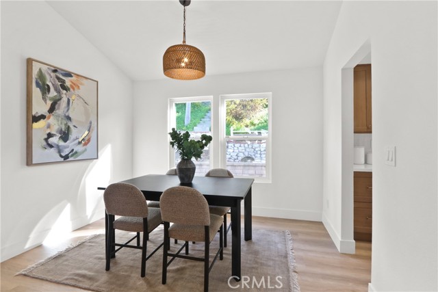 Detail Gallery Image 10 of 22 For 22132 Bellcroft, Lake Forest,  CA 92630 - 4 Beds | 2/1 Baths