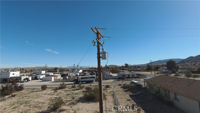 Image 11 of 19 For 71952 Cactus Drive