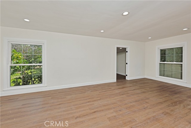 Detail Gallery Image 4 of 22 For 12814 Downey, Downey,  CA 90242 - 3 Beds | 1 Baths