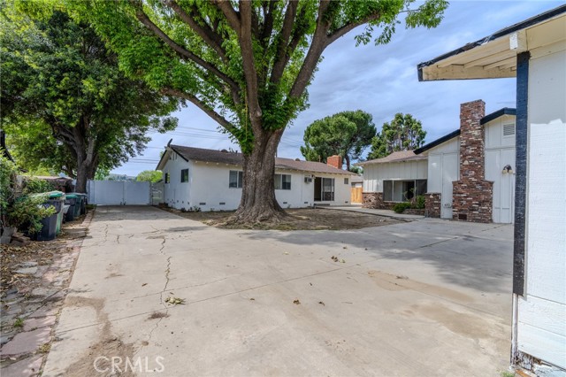 Detail Gallery Image 8 of 63 For 13233 Eastend Ave, Chino,  CA 91710 - 7 Beds | 3 Baths