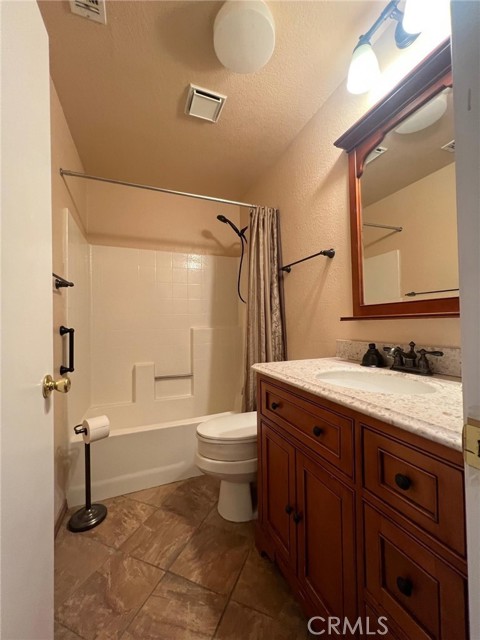 Detail Gallery Image 16 of 31 For 14318 Katie Dr, Adelanto,  CA 92301 - 4 Beds | 2 Baths