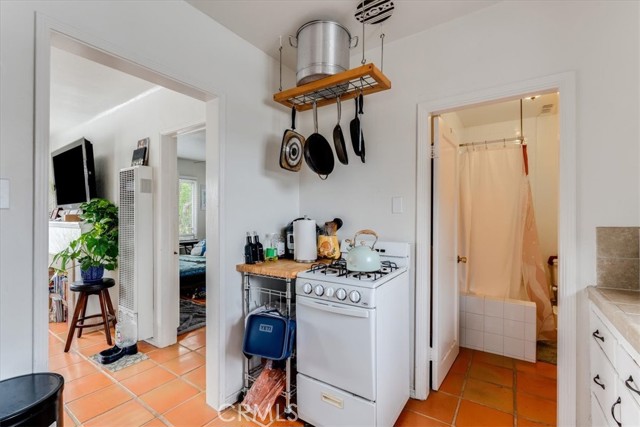 Detail Gallery Image 37 of 50 For 2021 Broad, San Luis Obispo,  CA 93401 - 3 Beds | 1 Baths