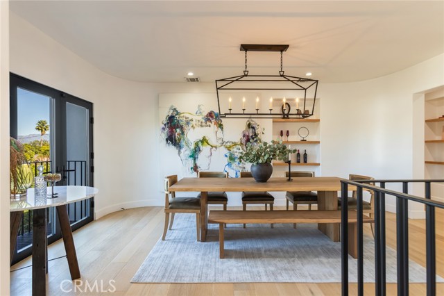 13714 Valley Vista, Sherman Oaks CA: https://media.crmls.org/medias/54707603-8c8e-42fa-b772-15cd3dcd7589.jpg