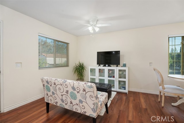 23242 La Mar, Mission Viejo CA: https://media.crmls.org/medias/5470a021-a037-436f-9ac7-64e6dce87b09.jpg