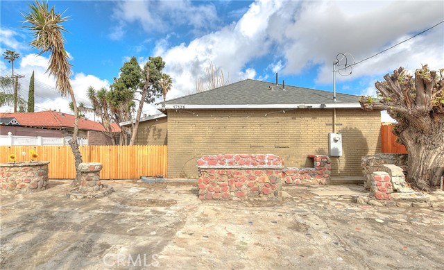 9279 Mango Avenue, Fontana, California 92335, 3 Bedrooms Bedrooms, ,1 BathroomBathrooms,Single Family Residence,For Sale,Mango,IG25032709