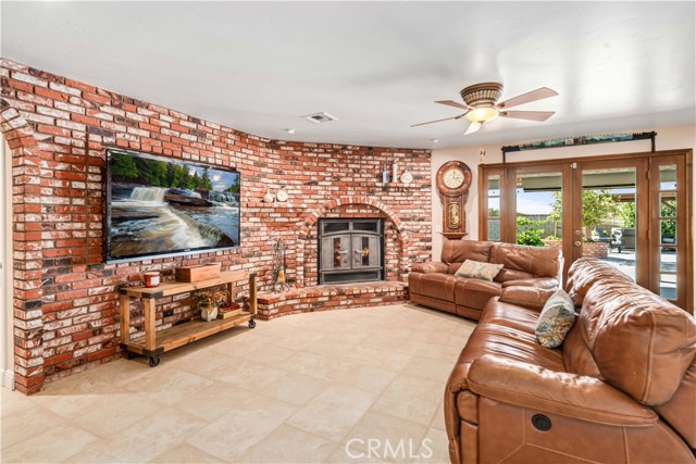 Detail Gallery Image 36 of 69 For 40809 20th St, Palmdale,  CA 93551 - 5 Beds | 2/1 Baths