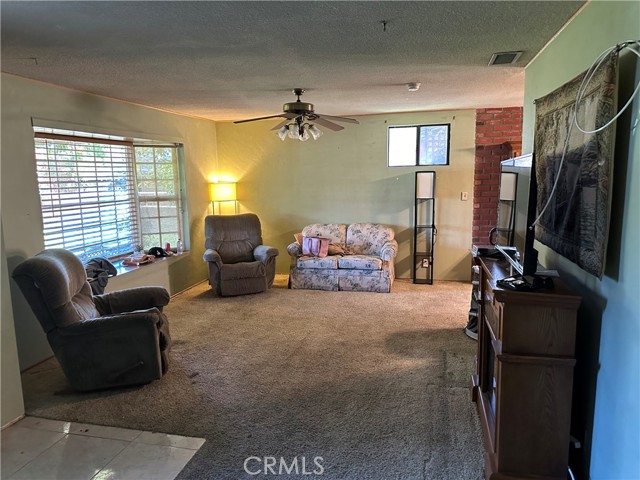 3217 Knoll Way, Riverside, California 92501, 4 Bedrooms Bedrooms, ,2 BathroomsBathrooms,Single Family Residence,For Sale,Knoll,IV24059277