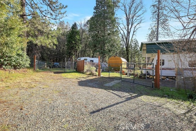 Image 28 of 54 For 18123 Joy Circle