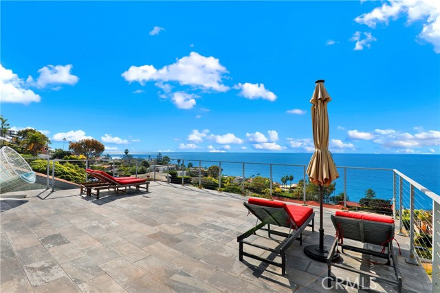 Detail Gallery Image 18 of 23 For 2510 Glenneyre St, Laguna Beach,  CA 92651 - 3 Beds | 3 Baths