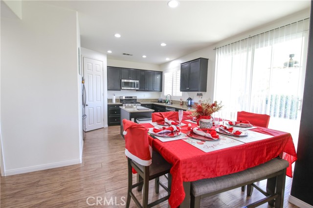 Detail Gallery Image 18 of 47 For 3919 Obsidian Rd, San Bernardino,  CA 92407 - 4 Beds | 2/1 Baths