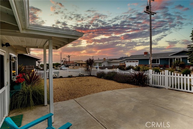 Detail Gallery Image 25 of 31 For 176 Panay St, Morro Bay,  CA 93442 - 3 Beds | 2 Baths