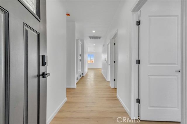 Detail Gallery Image 17 of 39 For 9224 Holly Ave, California City,  CA 93505 - 4 Beds | 3 Baths