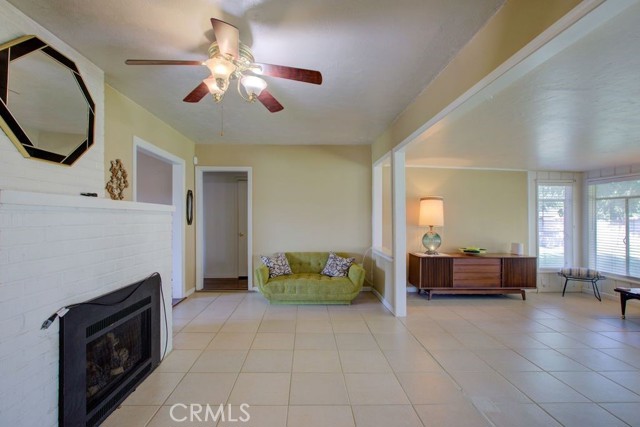 Detail Gallery Image 9 of 40 For 651 E 21st, Merced,  CA 95340 - 2 Beds | 2 Baths