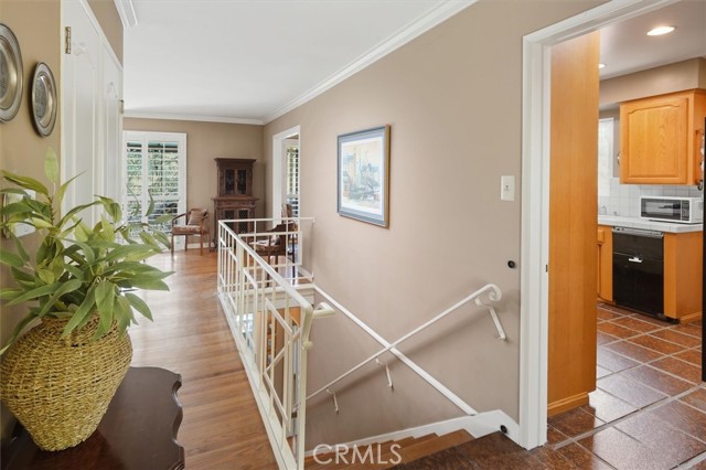 Detail Gallery Image 5 of 39 For 3342 Dunsmere, Glendale,  CA 91206 - 3 Beds | 2 Baths