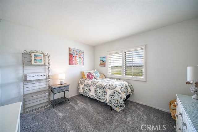 property-img