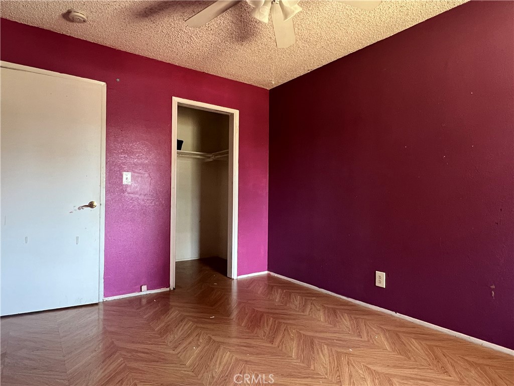 https://media.crmls.org/medias/54741bbf-5d75-4dd9-a570-aff0bdcd0ea3.jpg?preset=X-Large