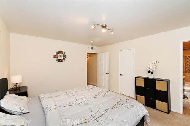 Detail Gallery Image 22 of 31 For 9920 Jordan Ave #1,  Chatsworth,  CA 91311 - 2 Beds | 2 Baths