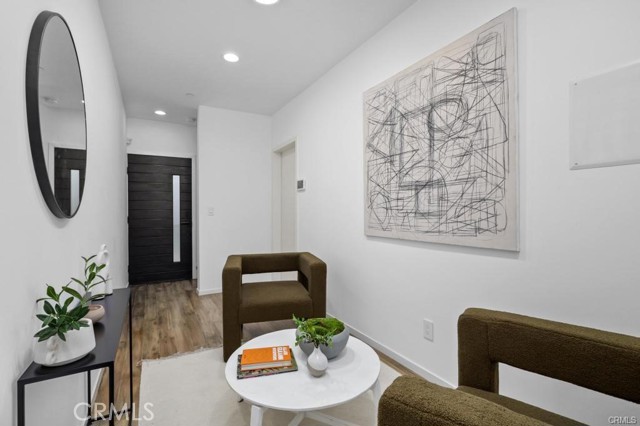 Detail Gallery Image 3 of 25 For 4136 1/2 Normal Ave #1/2,  Los Angeles,  CA 90029 - 2 Beds | 2 Baths