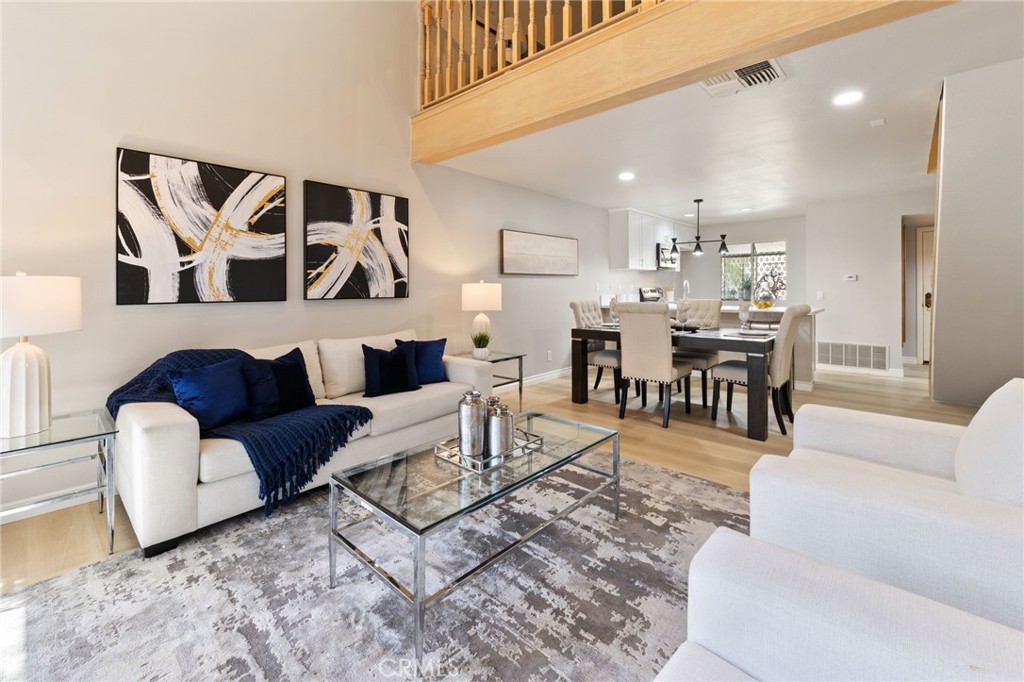 54761360 A1da 45f5 87a7 D0906c295077