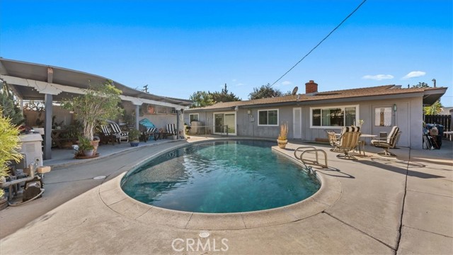 Detail Gallery Image 25 of 27 For 2918 Gladstone, Pomona,  CA 91767 - 3 Beds | 2 Baths