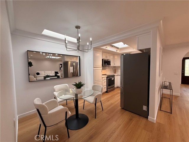 Detail Gallery Image 11 of 39 For 1921 Saint John Rd 35c,  Seal Beach,  CA 90740 - 2 Beds | 2/1 Baths