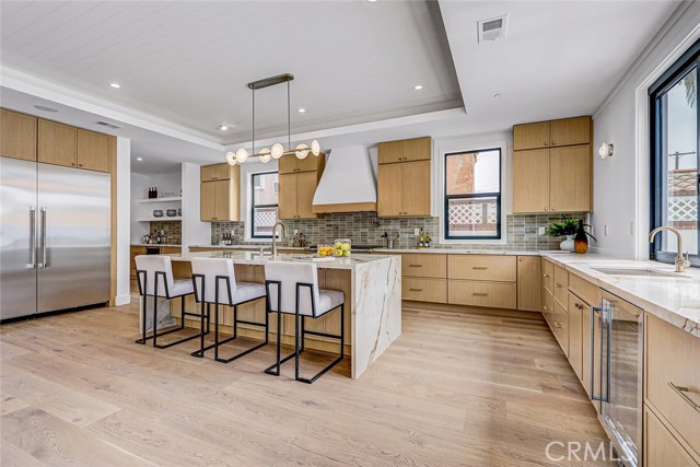 Detail Gallery Image 32 of 75 For 2612 159th St, Redondo Beach,  CA 90278 - 5 Beds | 5/1 Baths