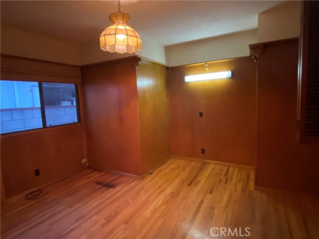 18219 Rayen Street, Northridge CA: https://media.crmls.org/medias/547731c2-cf93-4f28-9f10-f96d7574b8fa.jpg