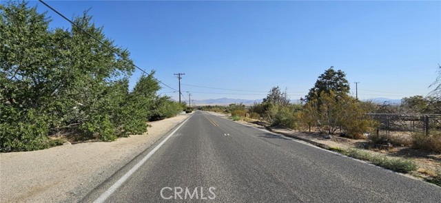 9268 Mesa Road, Lucerne Valley CA: https://media.crmls.org/medias/5477cf93-8e24-46e6-be80-cfb879a6121b.jpg