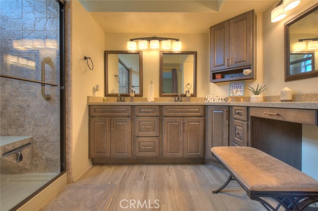 Detail Gallery Image 12 of 28 For 29073 Forest View, Lake Elsinore,  CA 92530 - 3 Beds | 2/1 Baths