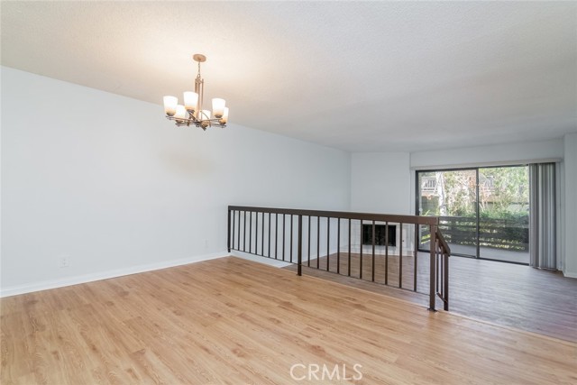 5711 Owensmouth Avenue, Woodland Hills CA: https://media.crmls.org/medias/5478469e-cea0-499d-8735-759beb260196.jpg