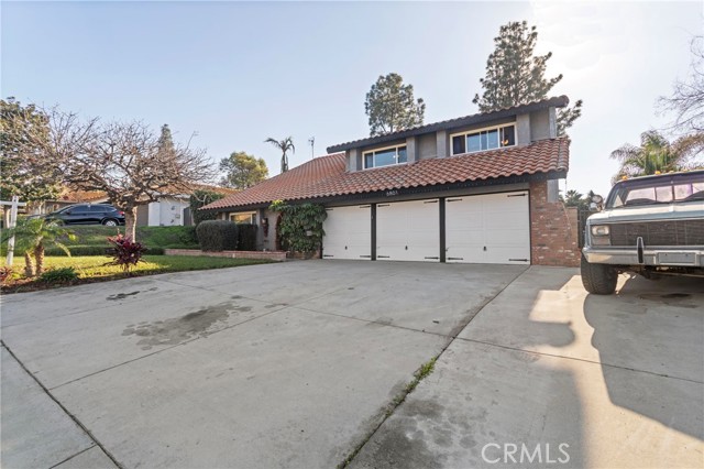 Detail Gallery Image 3 of 47 For 6801 Rycroft, Riverside,  CA 92506 - 4 Beds | 2/1 Baths