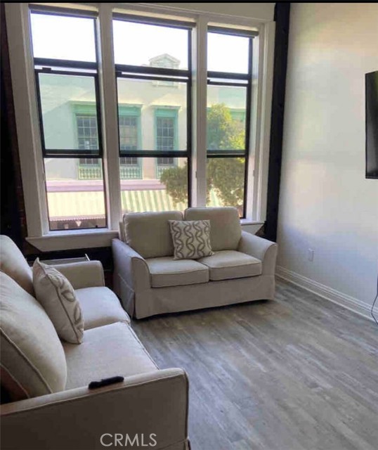 Detail Gallery Image 7 of 9 For 173 E 2 St, Pomona,  CA 91766 - 1 Beds | 1 Baths