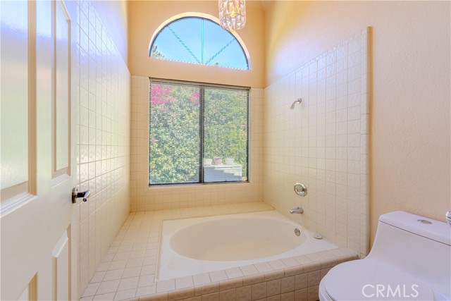 Detail Gallery Image 15 of 19 For 2667 Victoria Park, Riverside,  CA 92506 - 3 Beds | 2 Baths